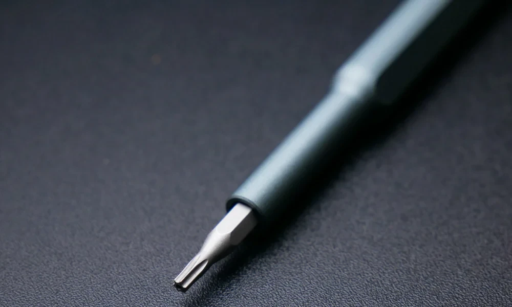 کاربرد پیچ گوشتی شیائومی در تعمیرات الکترونیک خانگی