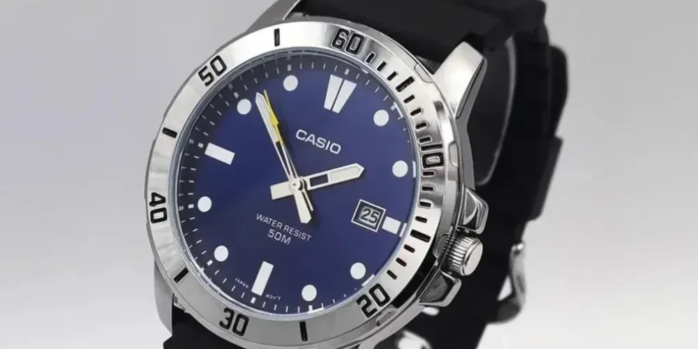 ابعاد و وزن ساعت