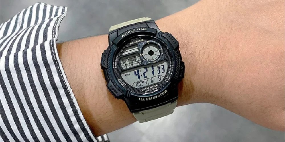 مزایای خرید ساعت CASIO AE-1000W-5A