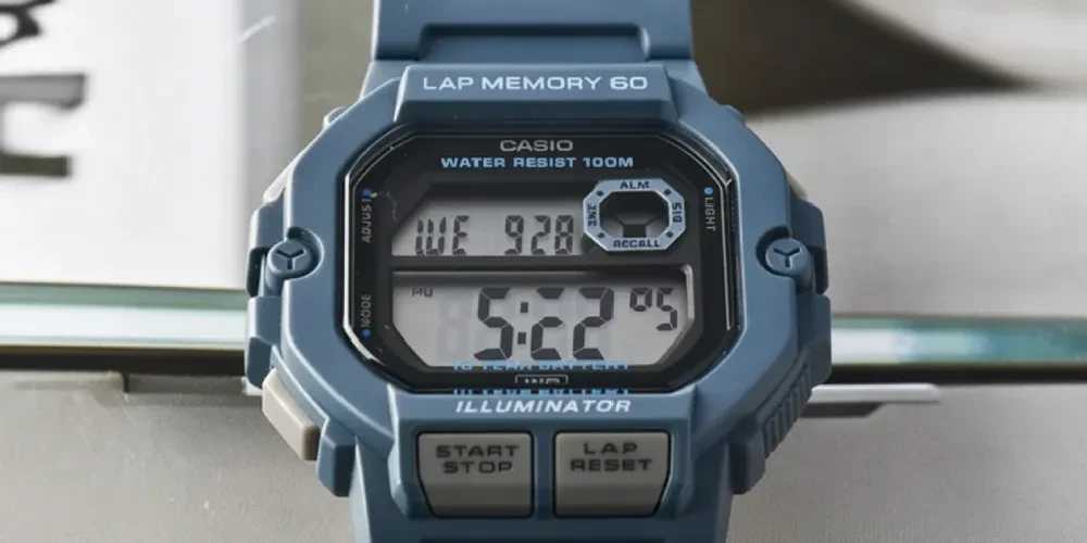 طراحی و جنس بدنه ساعت CASIO WS-1400H-2AV