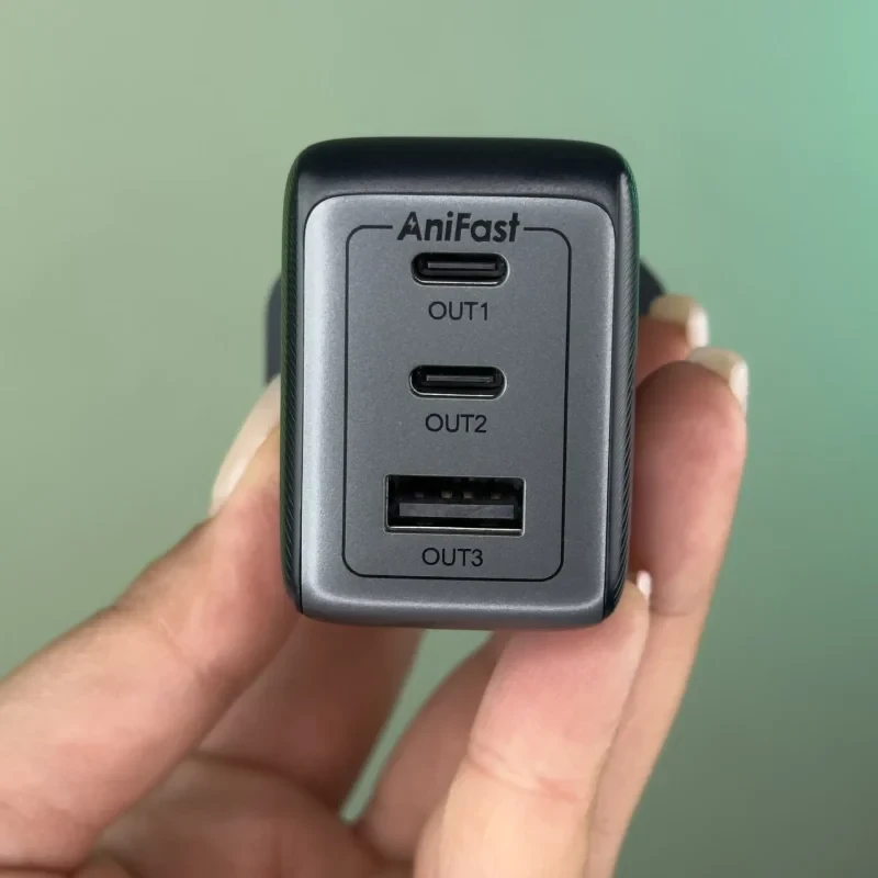 oraimo-65w-all-in-one-gan-charger-back