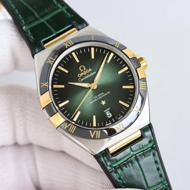 Omega-Constellation-open-close.webp